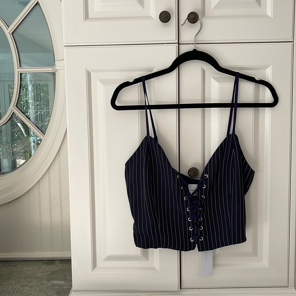 Laced top never worn & brand new!